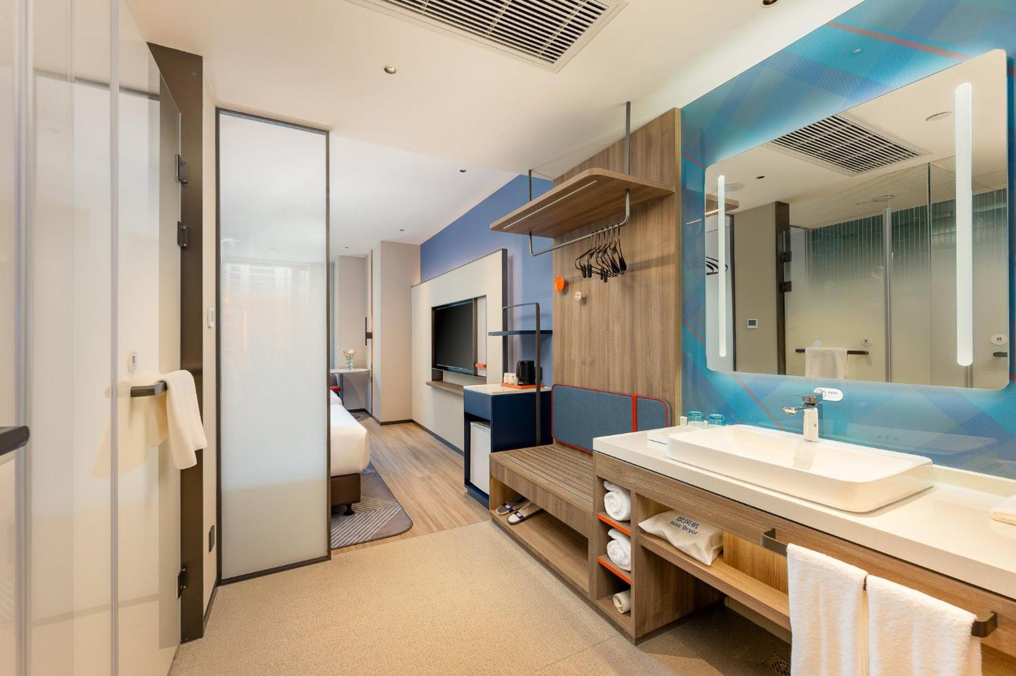 Holiday Inn Express Taizhou City Center By Ihg Экстерьер фото
