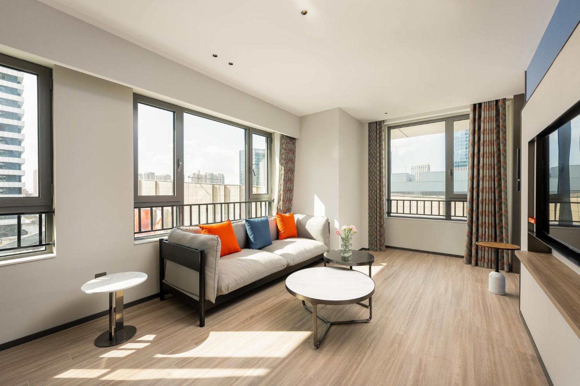 Holiday Inn Express Taizhou City Center By Ihg Экстерьер фото